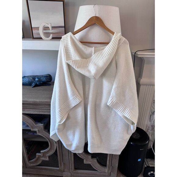 NWOT Aerie Grey Hooded Short Sleeve Cardigan Size XS - Picture 4 of 4